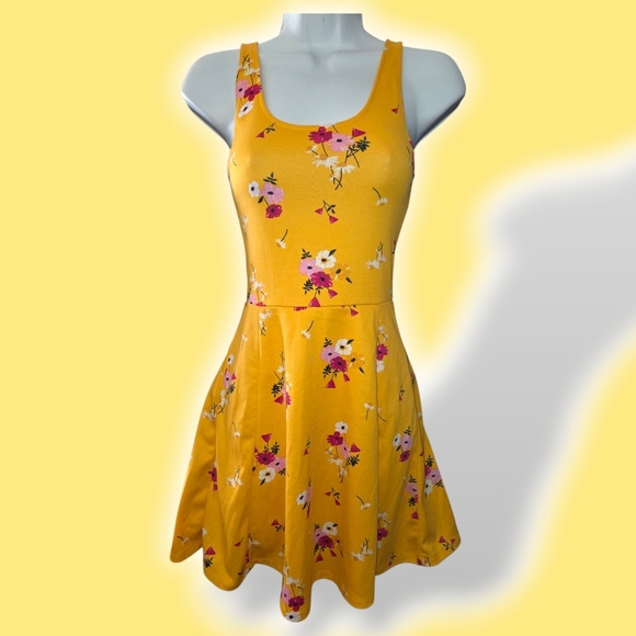Divided Yellow Pink Sundress Sleeveless Scoop Neck - Picture 1 of 8